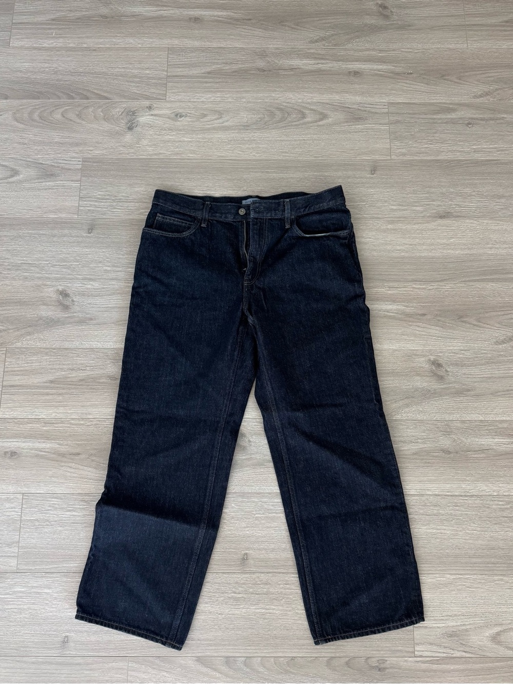 Uniqlo JWA Men's Dark Black Relaxed Jeans